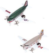 Speelgoed propellor vliegtuigen setje van 2 stuks groen en grijs 12 cm - Vliegveld maken spelen voor kinderen