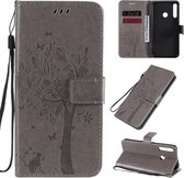 Voor Huawei P40 Lite E Tree & Cat reliÃ«fpatroon Horizontale flip lederen tas met houder & kaartsleuven & portemonnee & lanyard (grijs)