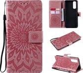 Voor OPPO Realme 7 Sun Embossing Pattern Horizontale Flip Leather Case met Card Slot & Holder & Wallet & Lanyard (Pink)