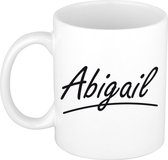 Abigail naam cadeau mok / beker sierlijke letters - Cadeau collega/ moederdag/ verjaardag of persoonlijke voornaam mok werknemers