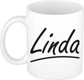 Linda naam cadeau mok / beker sierlijke letters - Cadeau collega/ moederdag/ verjaardag of persoonlijke voornaam mok werknemers