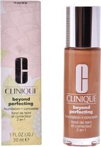 Make-up Foundation Clinique Beyond Perfecting Foundation + Concealer (30 ml)