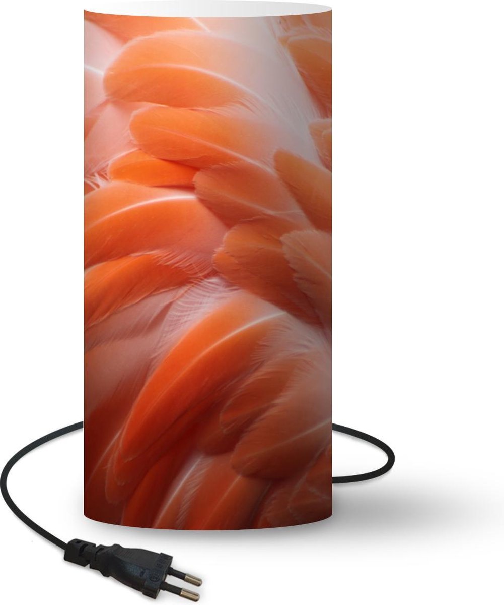 Lamp - Nachtlampje - Tafellamp slaapkamer - Veren structuur van een flamingo - 33 cm hoog - Ø15.9 cm - Inclusief LED lamp
