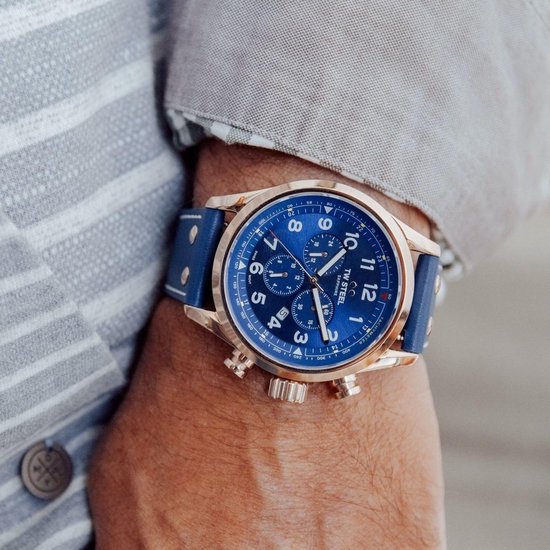 TW Steel TWSVS204 Volante Swiss Chronograaf 48mm | bol.com