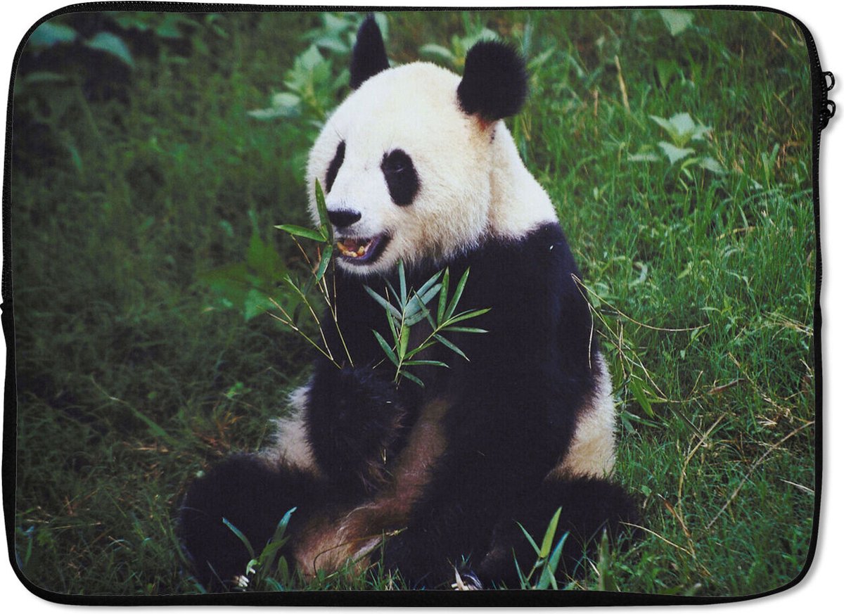 Laptophoes 14 inch 36x26 cm - Etende panda's - Macbook & Laptop sleeve Etende panda beer - Laptop hoes met foto