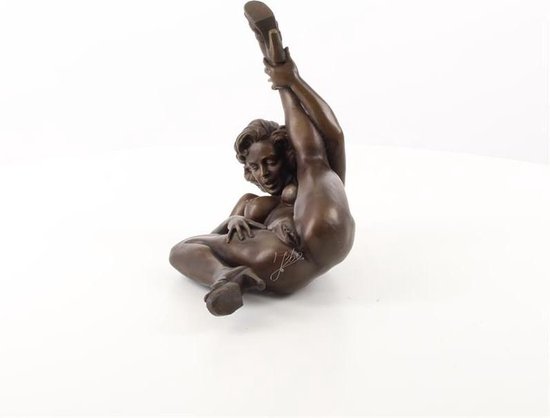 Bronzen beeld - Naakte dame - intiem - Erotisch sculptuur - 22,3 cm hoog