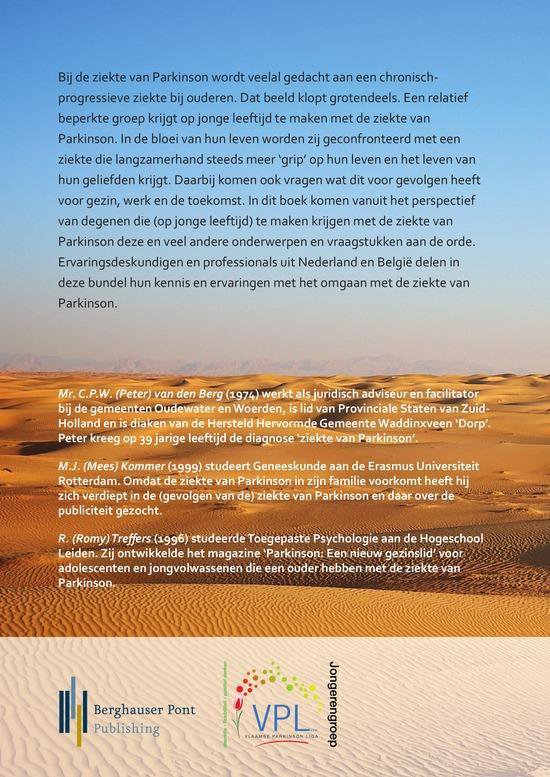 Boekomslag met "Een nieuwe uitdaging met Parkinson" in grote letters. Op de achtergrond een woestijnlandschap. Onderaan staan de namen van de auteurs en een logo.