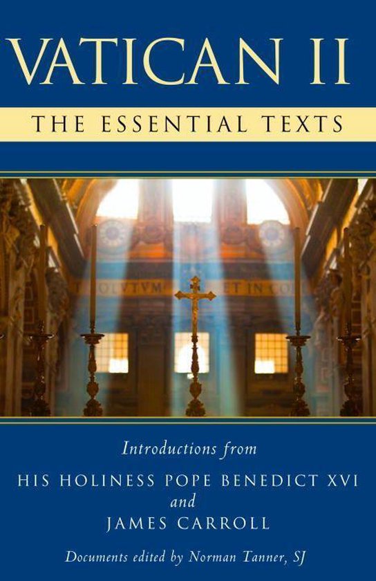 Boekomslag 'Vatican II: The Essential Texts' met een gouden kruis op een altaar in lichtstralen.