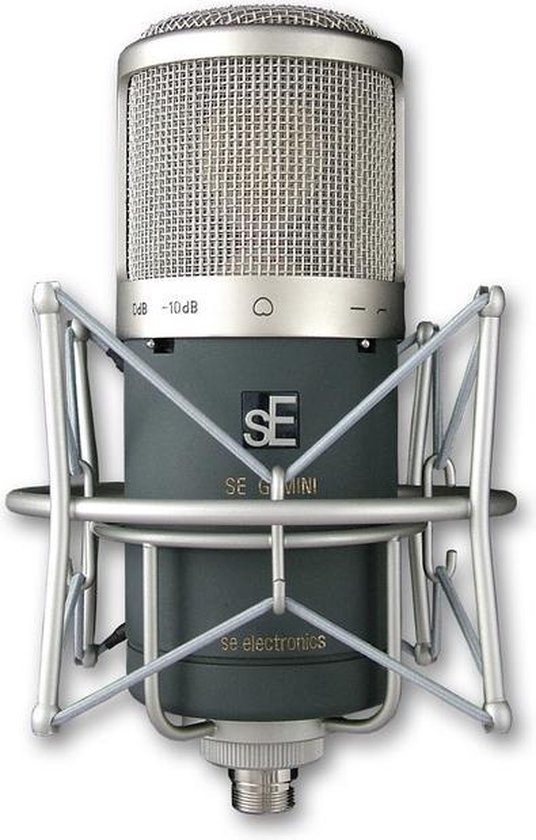 Grijze microfoon met zilveren grill en shockmount, met instellingen '-10 dB'.