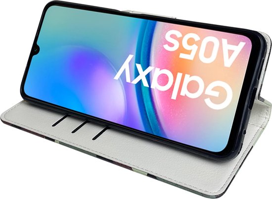 Coque adaptée au Samsung Galaxy A05s Bookcase avec imprimé papillon Blauw