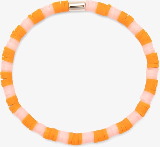 Bracelet rayé orange et rose pâle avec fermoir argenté, sur fond gris.