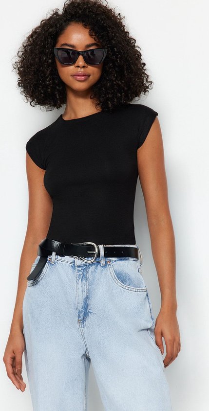 Trendyol Lichtgeel Premium Viscose/Zachte Stof Getailleerd/Past Het Lichaam Maan Mouw Flexibele Gebreide Blouse Twoss23Bz00992