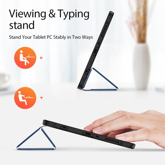 Étui pour tablette bleu en mode debout pour taper et regarder.