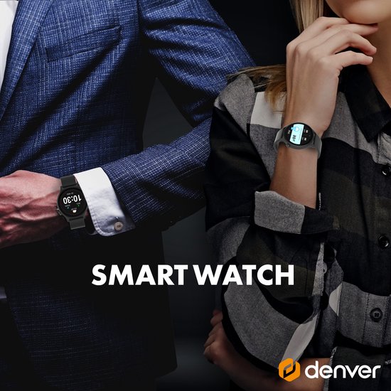 Man met blauw pak en vrouw met geruit shirt dragen zwarte smartwatches. Horloge op mannenpols toont tijd '10:30'.