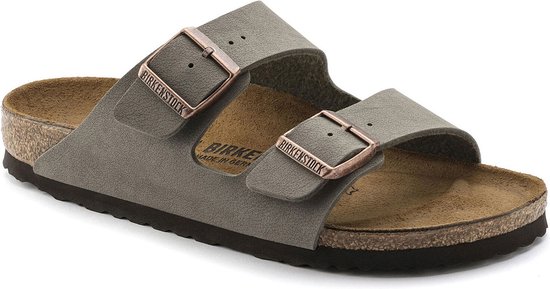 Sandale Birkenstock Arizona grise avec deux boucles, assise plantaire en liège et boucles couleur cuivre.