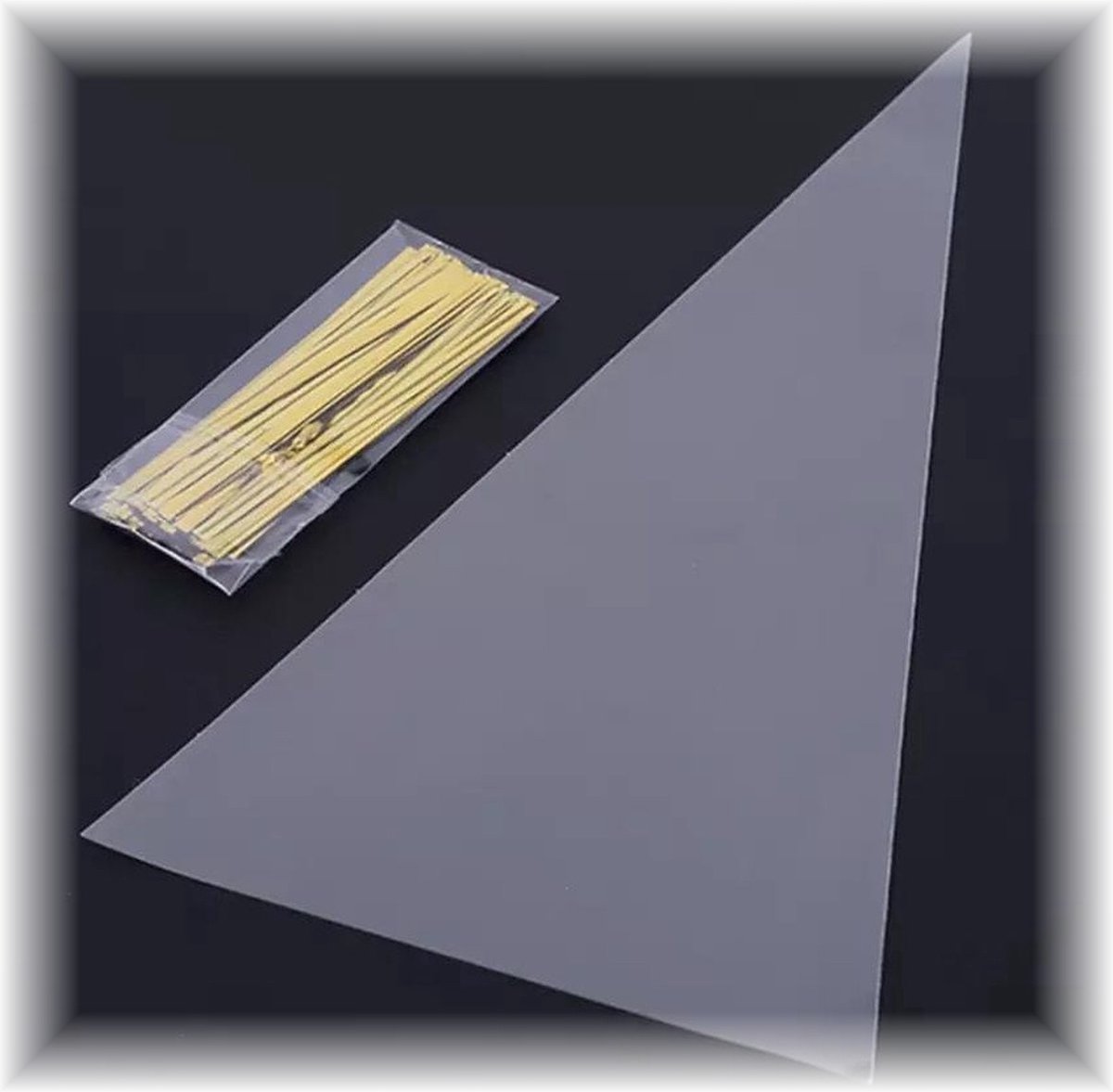 50x Cellofaan Puntzakken 25x13 cm - 50 Stuks Puntzak Doorzichtig - Traktatie Zak - Uitdeelzak - Snoepzak - Inclusief Sluitstrips Goud - 13x25 cm - 50 Stuks — afbeelding 7