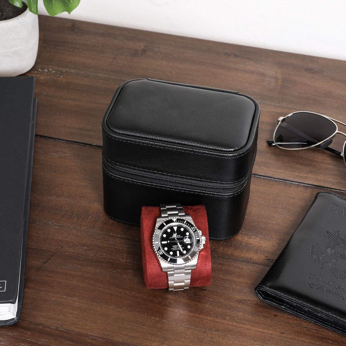 Horloge Etui - Reis Case - Veilig Opbergen - Krasbescherming - Voor 1 Horloge - Rood | Leuke Horloges.nl