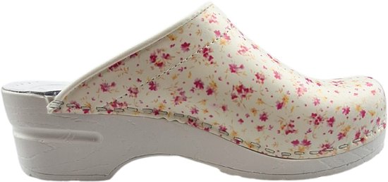 Witte klomp met roze en gele bloemenprint. Witte zool en hak.