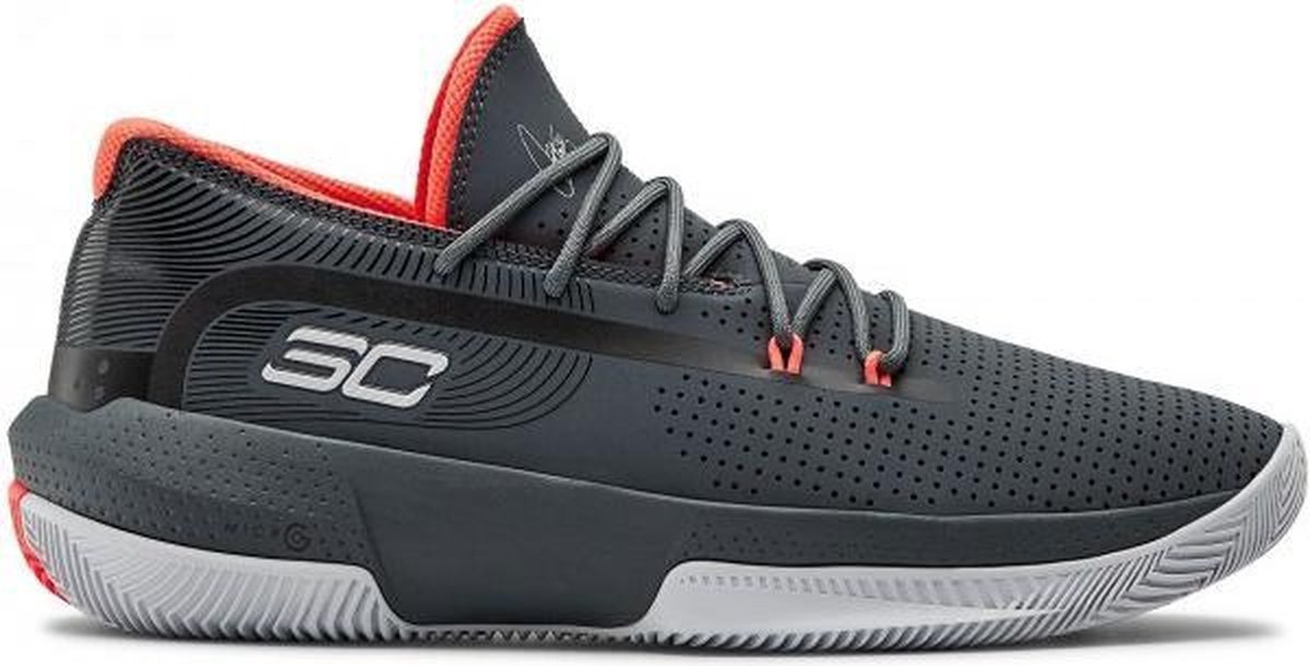 Under Armour S ZER0 III Grijs