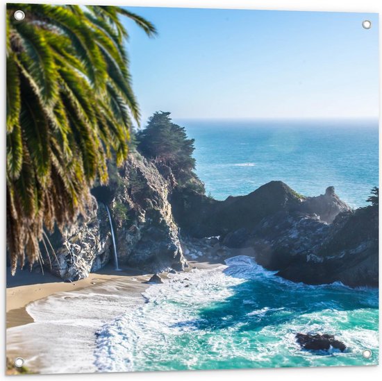 Tuinposter – Mooi Strand en Zee met Rotsen  - 80x80cm Foto op Tuinposter  (wanddecoratie voor buiten en binnen)