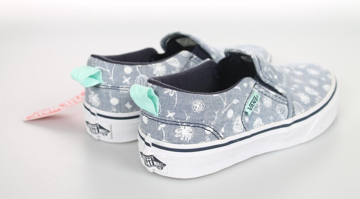slip on vans junior size 5