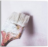 Dibond - Witte Verfkwast - 50x50cm Foto op Aluminium (Wanddecoratie van metaal)