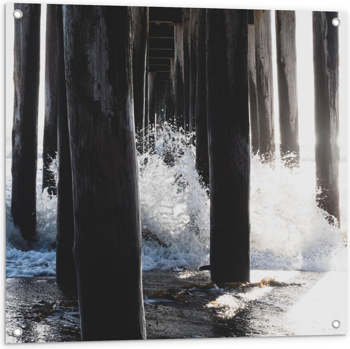 Tuinposter – Palen van een Pier in het Water - 80x80cm Foto op Tuinposter (wanddecoratie v