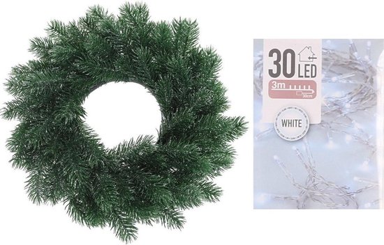 Dennenkrans/deurkrans 35 cm inclusief helder witte kerstverlichting - Kerstkransen