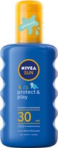 NIVEA SUN Kids Protect & Hydraterende Zonnebrand Spray SPF 30 - 200 ml