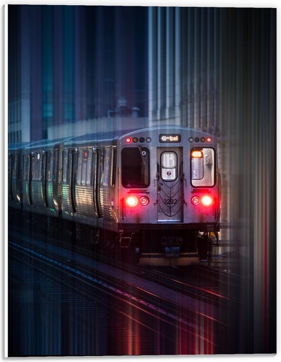 Forex - Trein met Licht in de Nacht - 30x40cm Foto op Forex