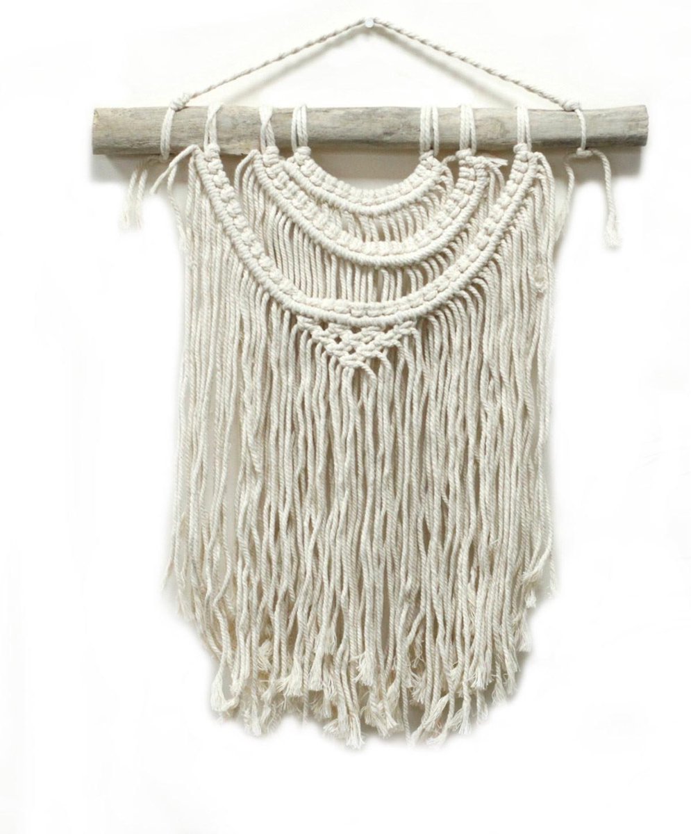 Ancient Wisdom Macramé Wandkleed - Drie Golven - Beige - 56x44cm Beige - Gebroken Wit