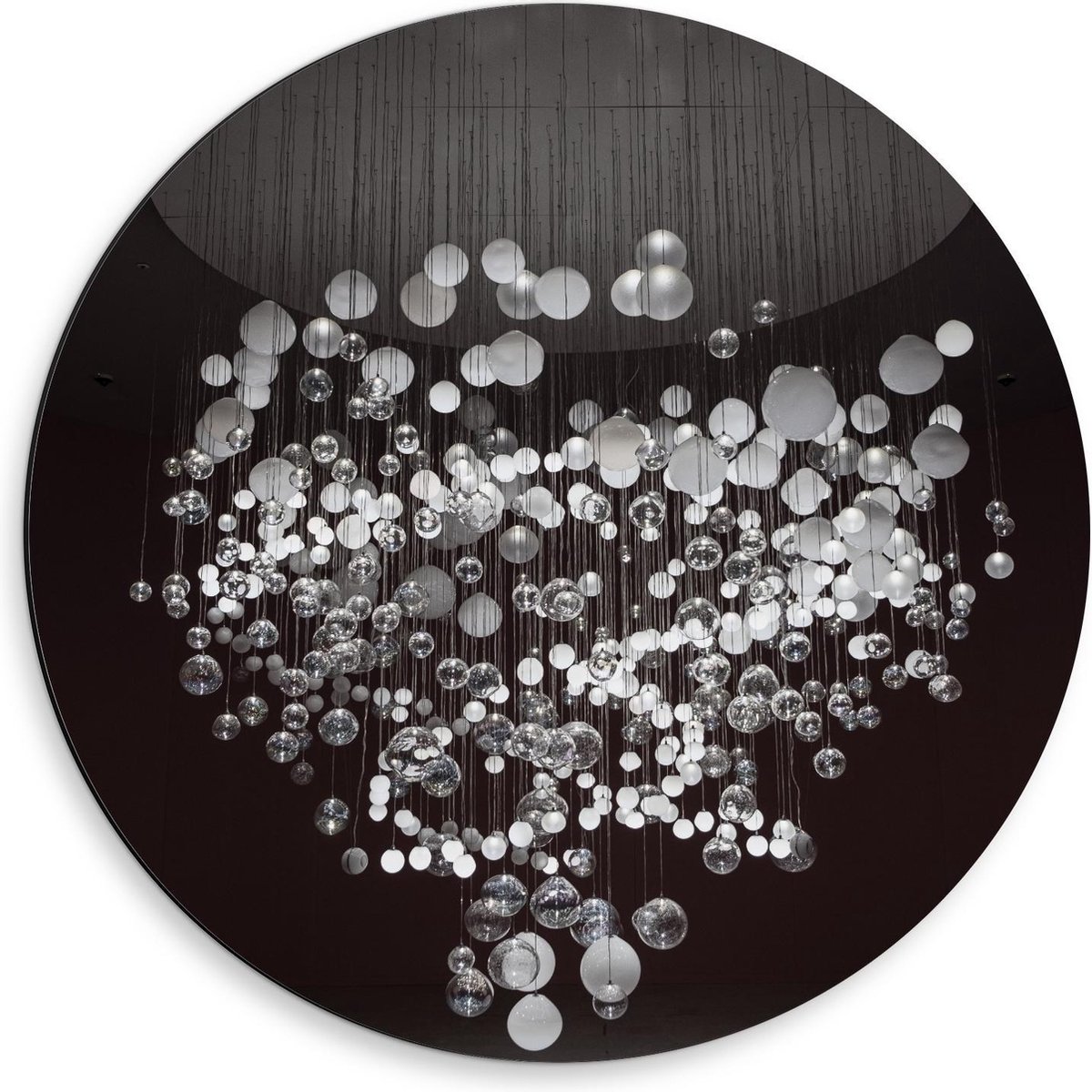 Dibond Wandcirkel - Mega Kroonluchter (zwart/wit) - 50x50cm Foto op Aluminium Wandcirkel (