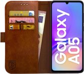 Rosso Element Book Case Wallet Hoesje Geschikt voor Samsung Galaxy A05 | Portemonnee | 3 Pasjes | Magneetsluiting | Stand Functie | Bruin