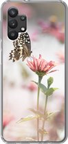 Geschikt voor Samsung Galaxy A32 5G hoesje - Vlinder - Bloem - Roze - Siliconen Telefoonhoesje