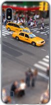 Geschikt voor Samsung Galaxy A10 hoesje - New York - Amerika - Taxi - Siliconen Telefoonhoesje