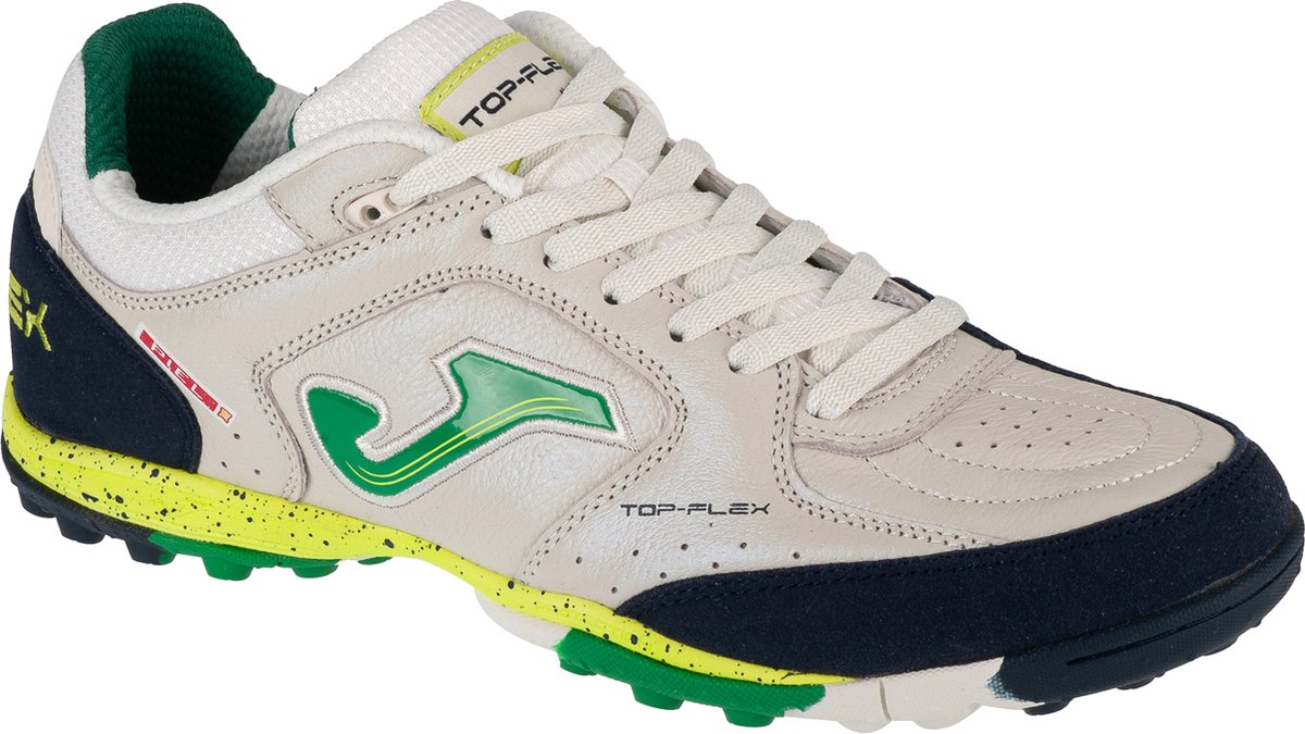 Witte Joma Top Flex 2426 TF voetbalschoen voor mannen, maat 44, met grof leren bovenwerk en turfzool.