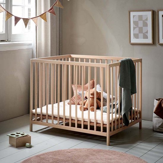 Petite Amélie Babybox Hout 95x75 cm - In hoogte verstelbare playpen met gevoerde bodem - Vier wielen met remmen voor eenvoudige verplaatsing - Perfect voor elke ontwikkelingsfase van uw kind - Naturel - Nois Collectie