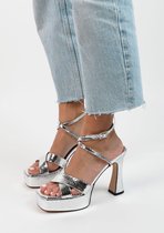 Sacha - Dames - Zilveren metallic platform sandalen met hak - Maat 39