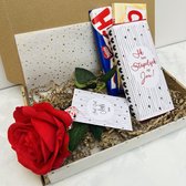 Valentijn cadeau per post - stapelgek op jou - valentijn brievenbus cadeau - chocolade repen
