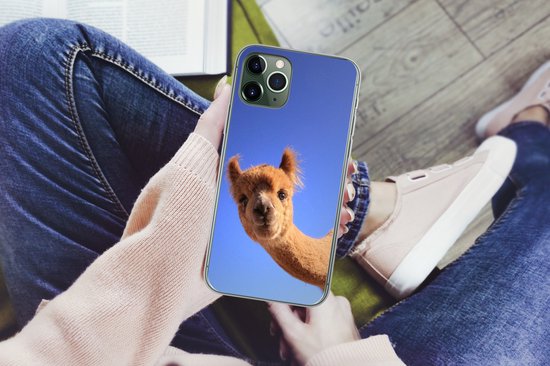 Telefoonhoesje Geschikt voor iPhone 11 Pro hoesje - Alpaca - Bruin - Blauw - Siliconen Telefoonhoesje Telefoonhoesje