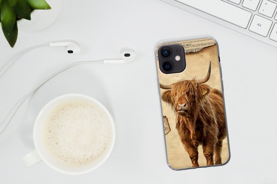 Coque iPhone 12 - Scottish Highlander - Rétro - Journal - Siliconen