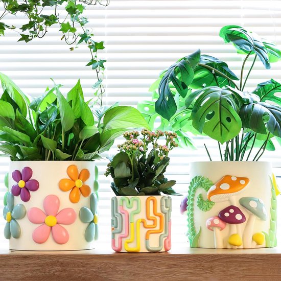 Bloemen Pot Decoratieve Gekleurde Planten Groeien Thuis In Grappige Potten Cartoon Vectorillustraties Geïsoleerde Instellen Stockvectorkunst en meer beelden van Bloempot - iStock