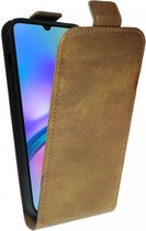 Rosso Element Verticale Flip Case Geschikt voor Samsung Galaxy A05 | Portemonnee Book Case | Hoesje met Pasjeshouder | Magneetsluiting | Twee Pasjes | Bruin