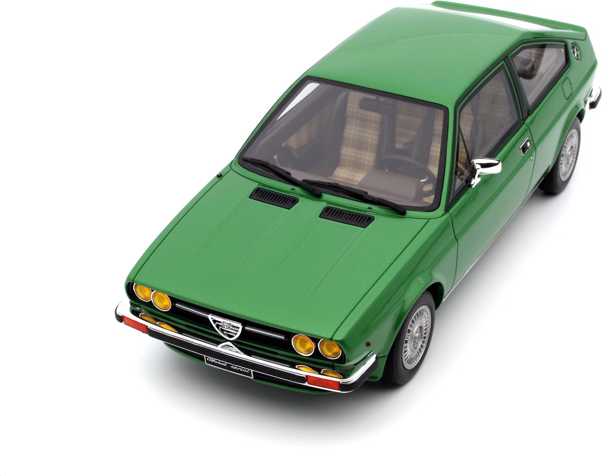 Geen automerk Alfa Romeo Sud Sprint Ottomobile Modelauto 1:18 1976 OT1043 Schaalmodel