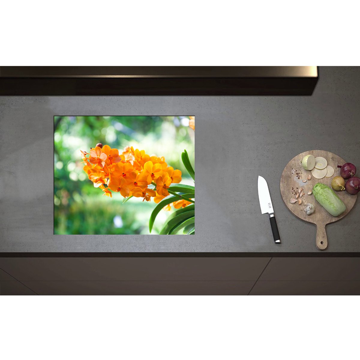Inductieplaat Beschermer - Boeket van Oranje Orchideeën Bloemen Hangend aan Stengel - 59x50 cm - 2 mm Dik - Inductie Beschermer - Bescherming Inductiekookplaat - Kookplaat Beschermer van Wit Vinyl