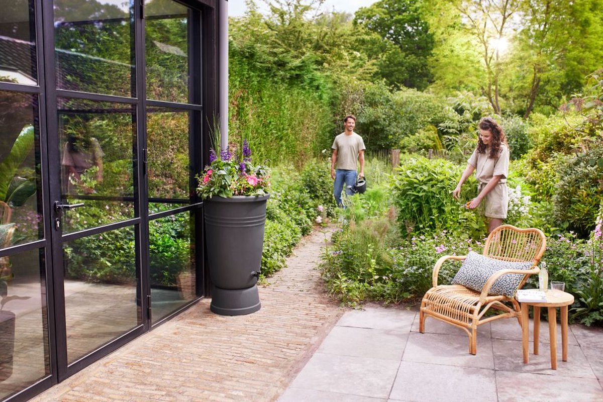 Elho Green Basics Regenton Plus 105 - Regenton voor Kweken En Oogsten - Ø 58.4 x H 80.4 cm - Living Black — cadeau in Tuin & Klussen - foto 6