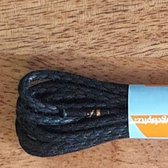 Ringpoint - zwart - 90 cm - Klassieke gewaxte medium dikke schoenveters van het duitse merk Ringelspitzen; de veters met het gouden ringetje op de nestel.