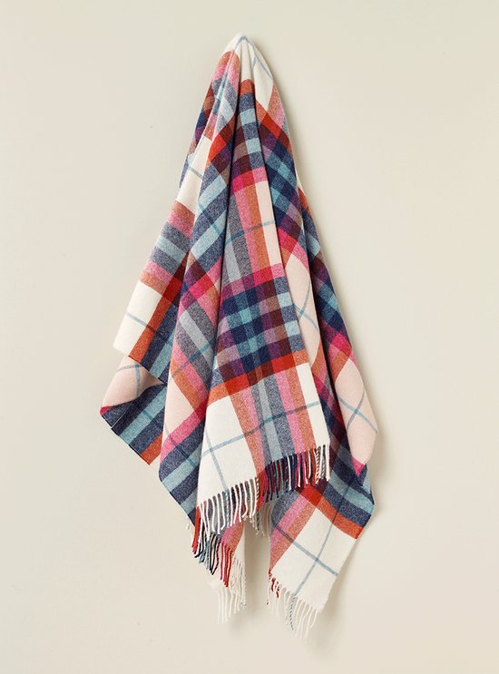 Foto: Bronte by moon plaid falmouth red l 100 merino wol 140x185cm wollen deken rood made in uk