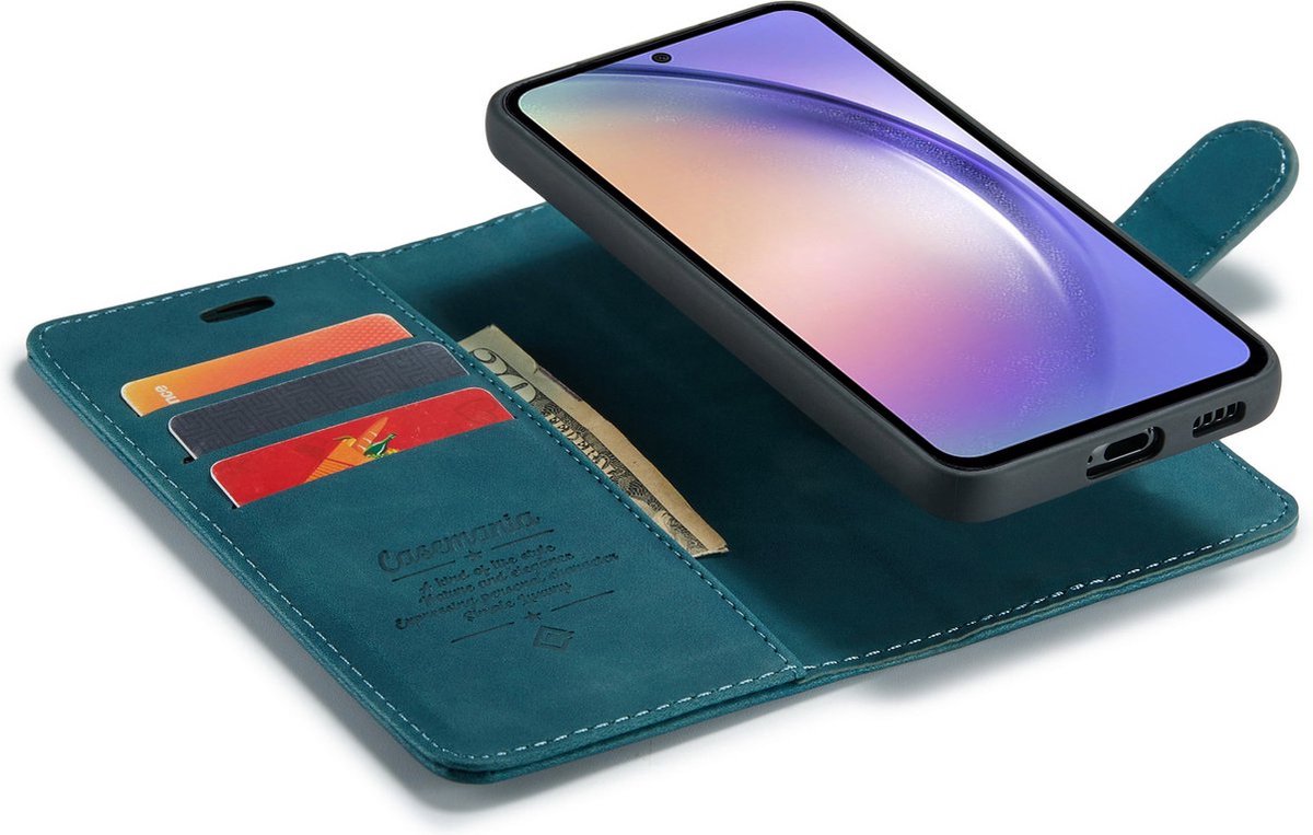 CaseMania Bookcase hoesje geschikt voor Samsung Galaxy A35 - Effen Groen - Kunstleer - 2-in-1 Magnetisch Uitneembaar Design