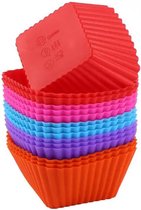 Jacey's TREASURES 12 Stuks Gekleurde Siliconen Vormen - Vierkant - Bakvormen - Cupcake Vorm - Herbruikbaar - Ook voor Lunchbox en Bentobox - Accessoires - Taart - Gebak - Toetjes - Decoratie - Ook Voor Sausjes - Koken - Taartjes